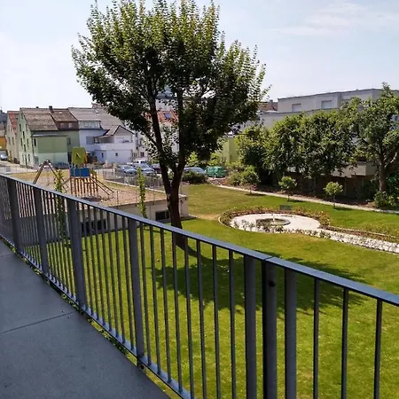 New Age Boardinghaus 아파트호텔