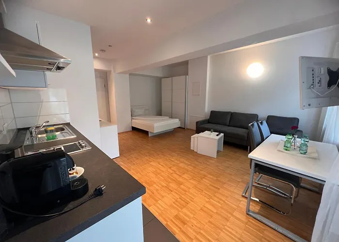 New Age Boardinghaus 4*